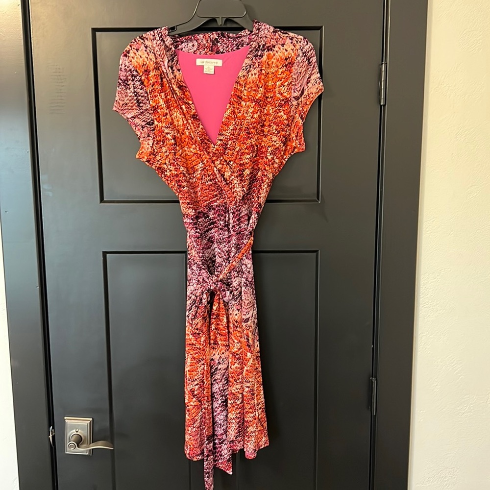 Women’s Liz Claiborne Faux Wrap Dress in Orange and Print Snakeskin Print Large